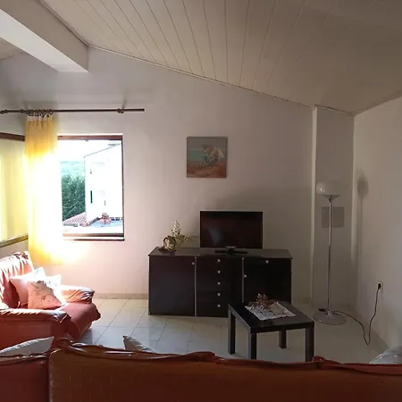 Mariza Apartment *